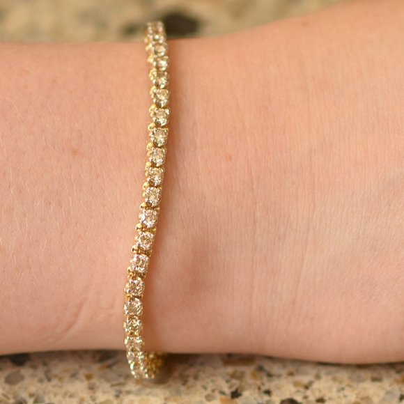 Diamonds International Jewelry - 3.76 CT Diamond Tennis Bracelet 14K Yellow Gold
